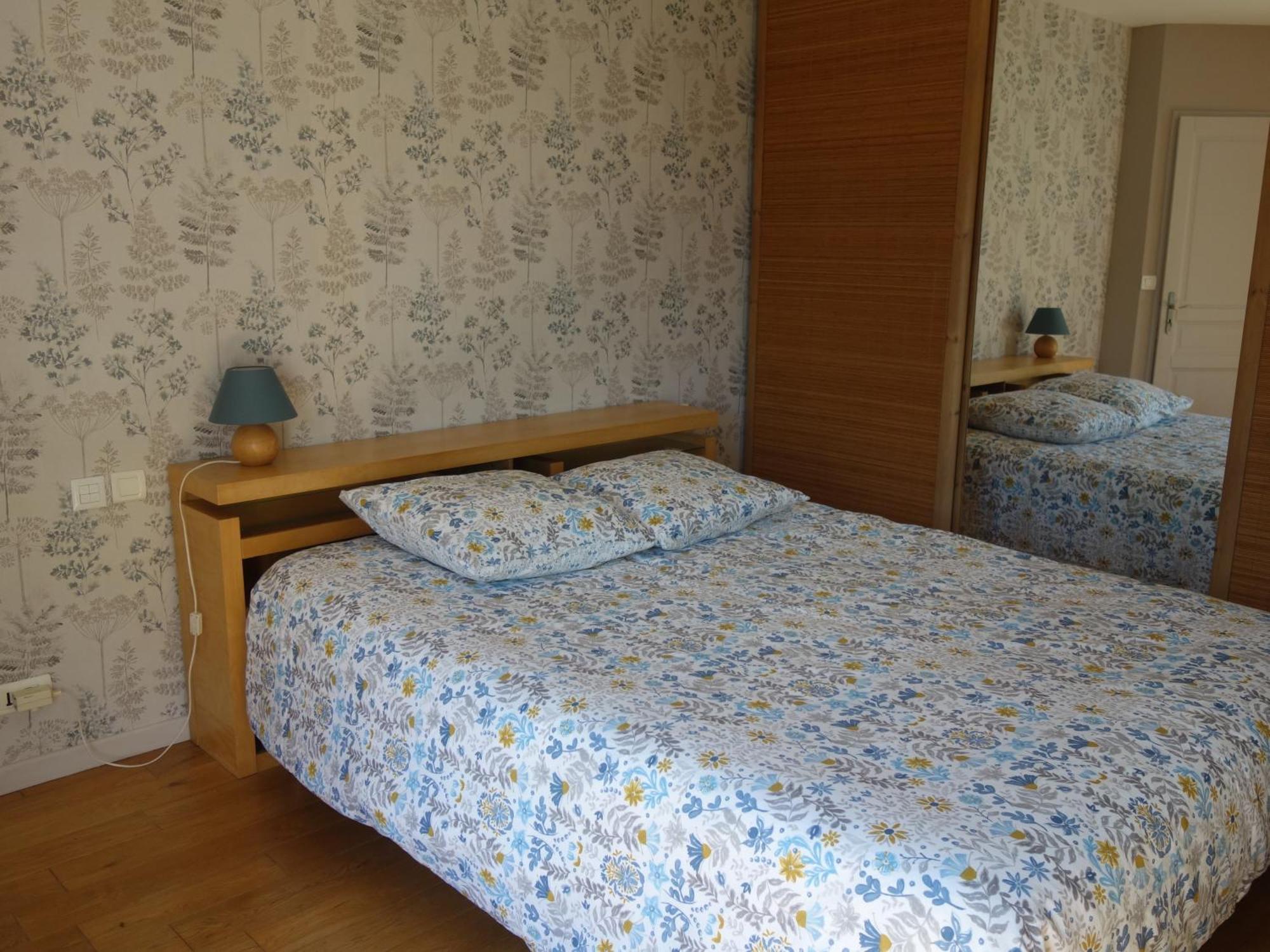 Chambre Le Mans Esterno foto
